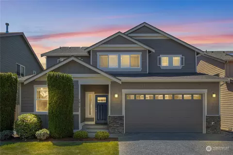 7917 NE 181st Pl, Kenmore, WA 98028