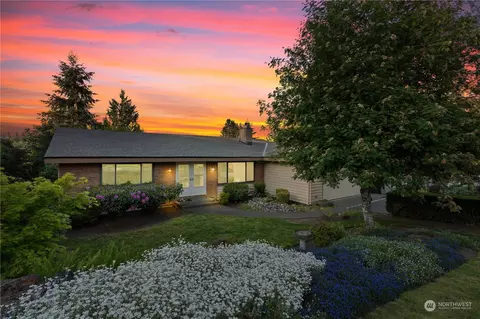 4102 Somerset Ln, Kent, WA 98032