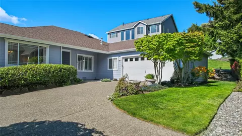 6133 Regatta Pl NE, Bremerton, WA 98311