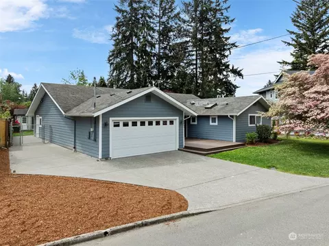 16203 NE 3rd St, Bellevue, WA 98008