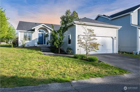 303 86th Ave SE, Lake Stevens, WA 98258