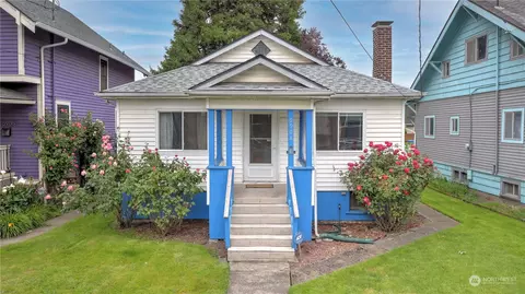 6908 Carleton Ave S, Seattle, WA 98108