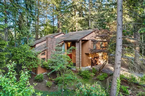663 Clark Rd, Bellingham, WA 98225