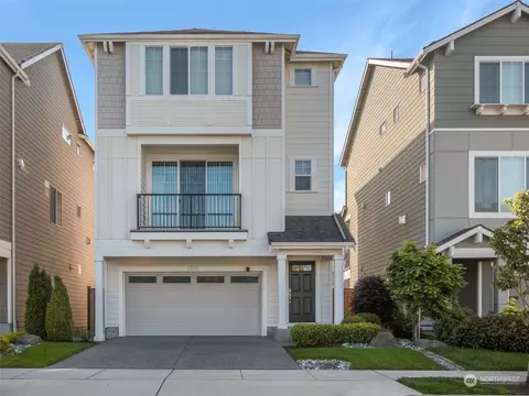 1224 141st Pl SW, Lynnwood, WA 98087