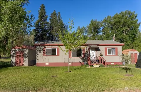 613 Main St, Winthrop, WA 98862