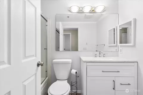 Bath - 19316 Bothell Way NE #C203, Bothell, WA 98011 photo 2 of 2