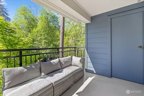 Exterior - 19316 Bothell Way NE #C203, Bothell, WA 98011 photo 2 of 6