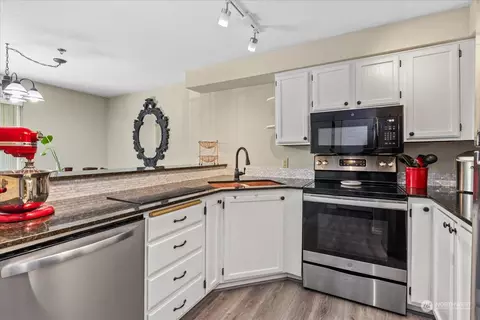 Kitchen - 19316 Bothell Way NE #C203, Bothell, WA 98011 photo 1 of 3