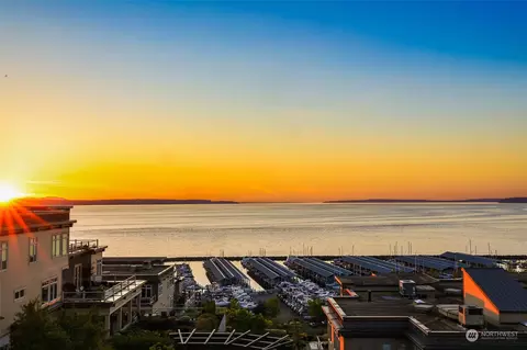 50 Pine St #512, Edmonds, WA 98020