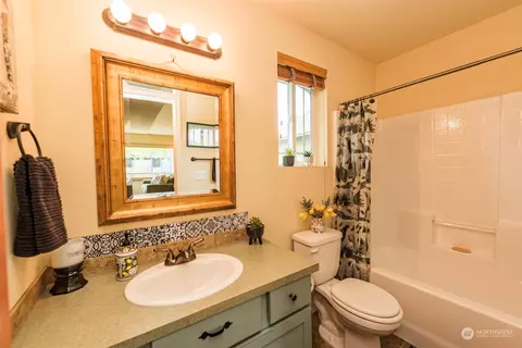 Bath - 91 Jara Way, Sequim, WA 98382 photo 1 of 2