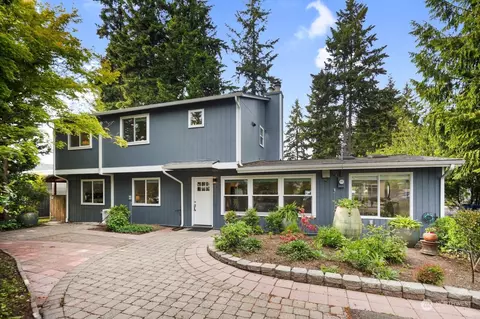 12224 NE 75th St, Kirkland, WA 98033