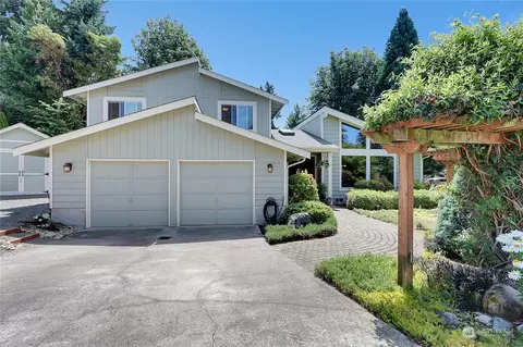 17903 82nd St E, Bonney Lake, WA 98391