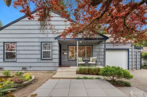 3827 NE 86th St, Seattle, WA 98115