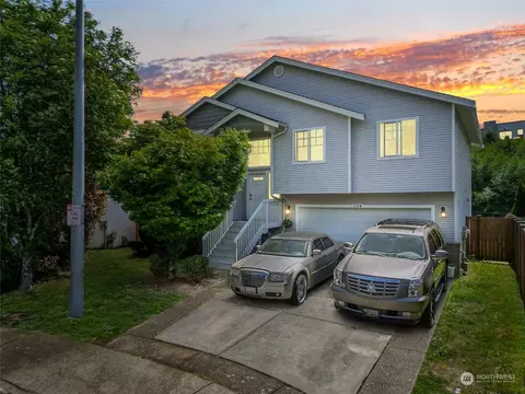 734 59th St SW, Everett, WA 98203 photo 2