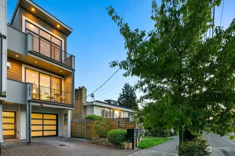 2517 NW 65th St, Seattle, WA 98117