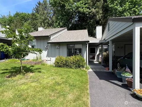 13135 NW 8th Ave #B, Salmon Creek, WA 98685