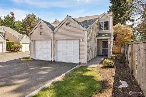 1825 S 330th St #C2, Federal Way, WA 98003