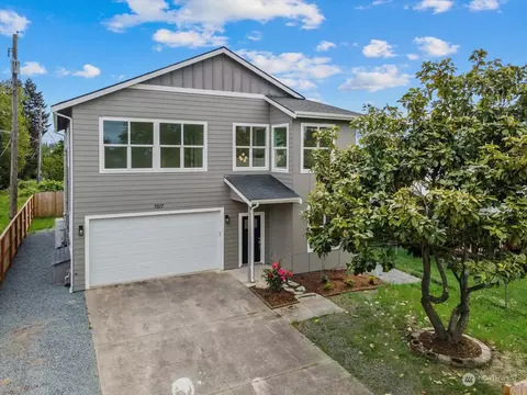 7017 E L St, Tacoma, WA 98404