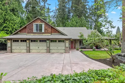 17006 37th Ave NE, Lake Forest Park, WA 98155