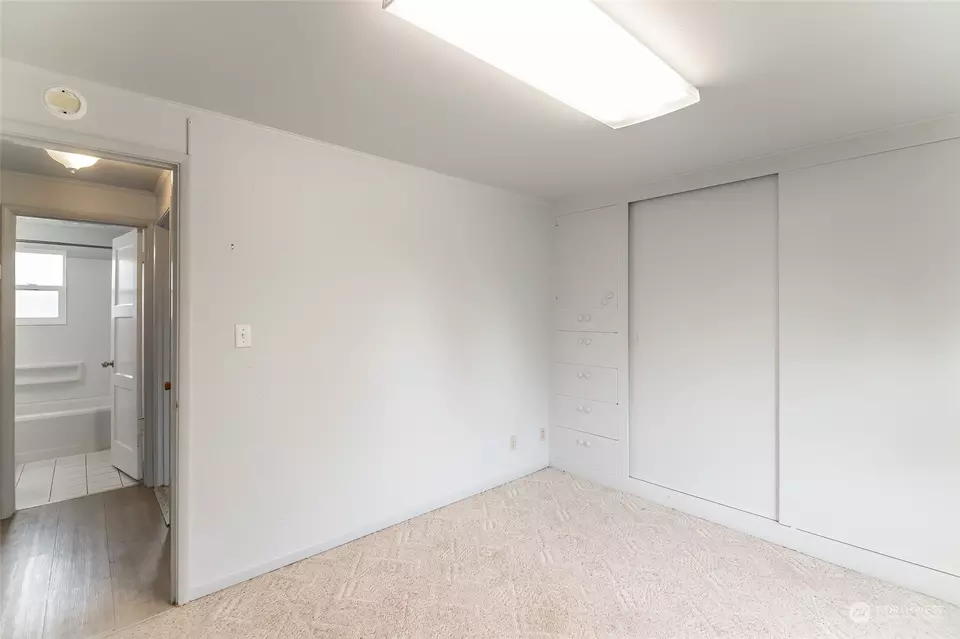 Bedroom - 808 E Hobert Ave, Ellensburg, WA 98926 photo 3 of 5