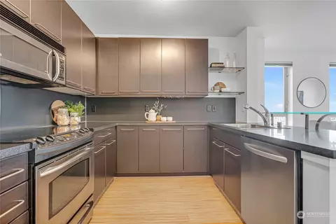 Kitchen - 1420 E Pine St #E709, Seattle, WA 98122 photo 3 of 3