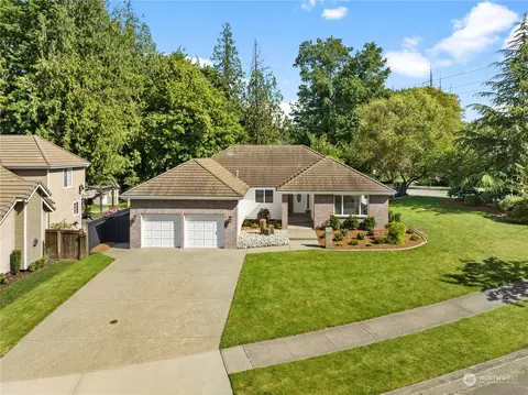 2233 13th St SW, Puyallup, WA 98371