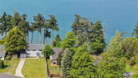 4916 Ravenridge Dr, Freeland, WA 98249