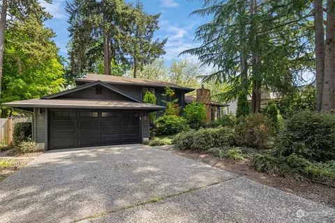 12218 83rd Pl NE, Kirkland, WA 98034