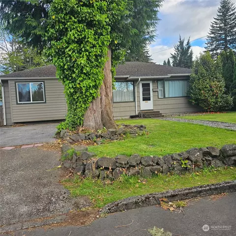 409 Hazelhurst Dr SE, Tumwater, WA 98501