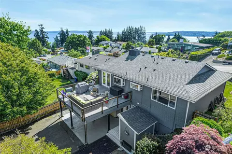 21314 3rd Ave S, Des Moines, WA 98198