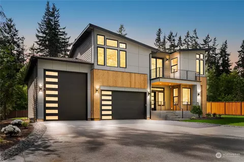 13520 Meridian Dr SE, Everett, WA 98208