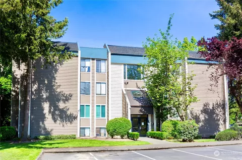 701 SW 5th Ct #B106, Renton, WA 98057