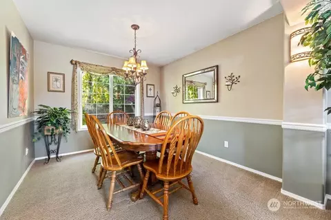 Dining - 10432 27th Dr SE, Everett, WA 98208 photo 1 of 3