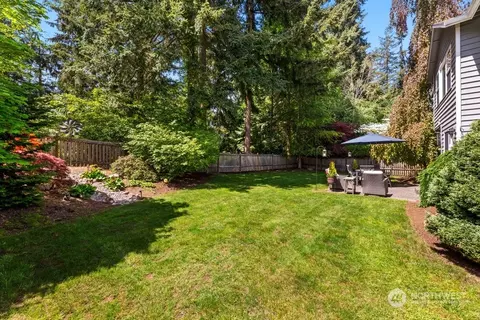 Exterior - 10432 27th Dr SE, Everett, WA 98208 photo 7 of 8