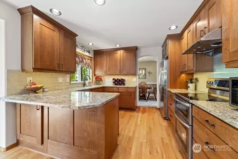 Kitchen - 10432 27th Dr SE, Everett, WA 98208 photo 1 of 3
