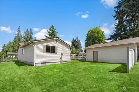 304 89th St SE, Everett, WA 98208 photo 3