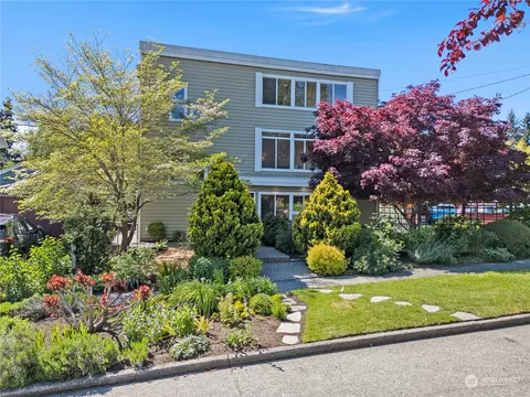 7725 24th Ave NE, Seattle, WA 98115