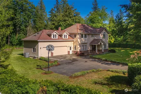 23220 264th Ave SE, Maple Valley, WA 98038