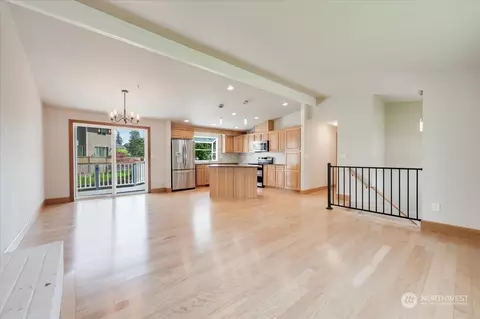 17917 30th Dr SE, Bothell, WA 98012 photo 3