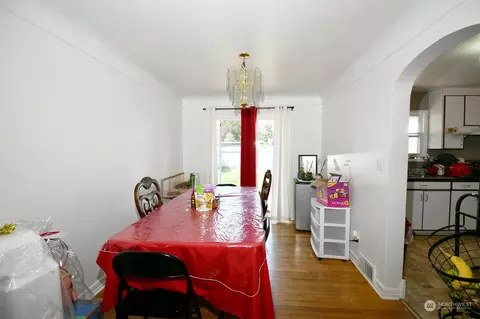 Dining - 7830 Beverly Ln, Everett, WA 98203 photo 1 of 1