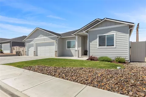 40 S Millbrook Loop, East Wenatchee, WA 98802