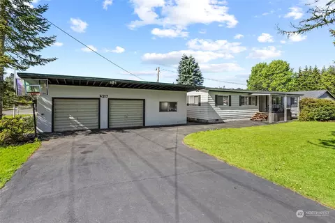 4217 Pennsylvania St, Longview, WA 98632