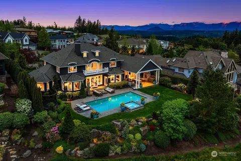 36211 SE Saint Andrews Ln, Snoqualmie, WA 98065