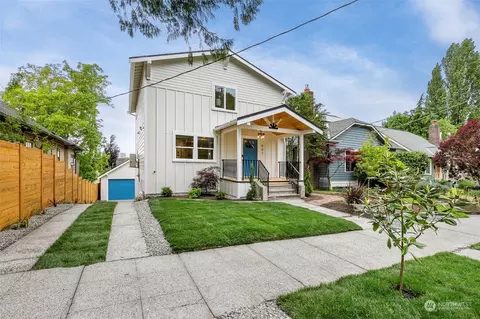 907 31st Ave, Seattle, WA 98122