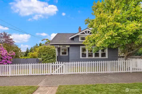 6017 34th Ave NW, Seattle, WA 98107