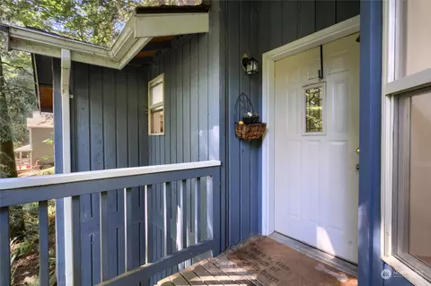 107 Polo Park Dr, Bellingham, WA 98229