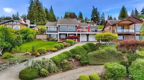 40 Vista Del Mar St, Camano Island, WA 98282