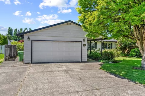2701 Terry Ave, Longview, WA 98632