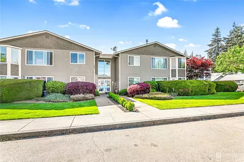 105 Fairside Dr #1B, Lynden, WA 98264