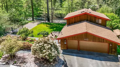 6930 Robe Menzel Rd, Granite Falls, WA 98252